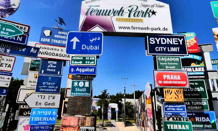 Fernweh Park Signs of Fame 3 kép