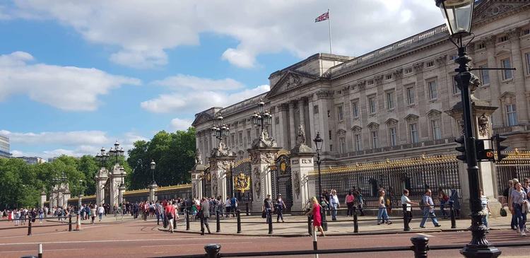 Buckingham palota